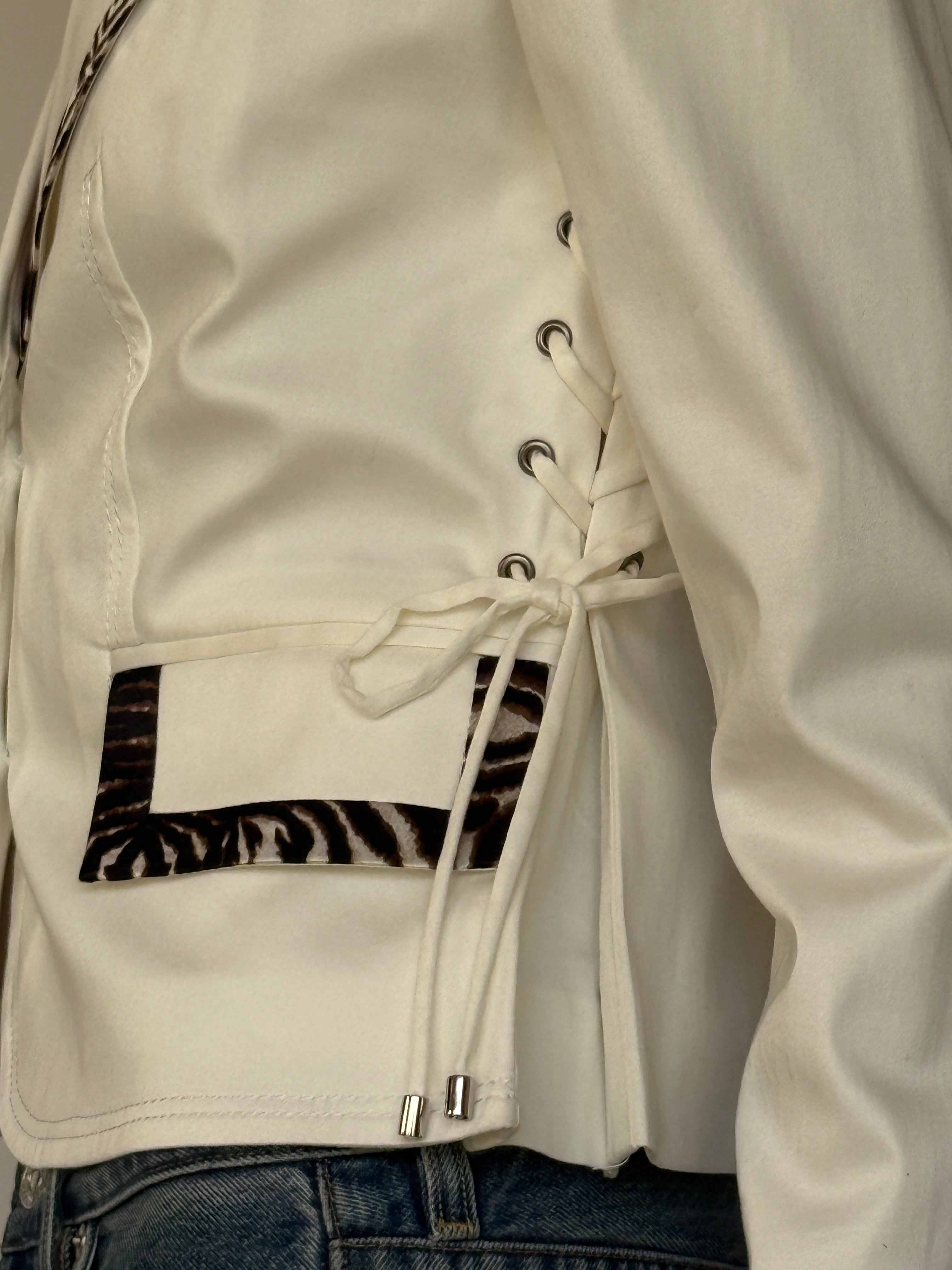 Vintage white blazer lace-up waist side detail