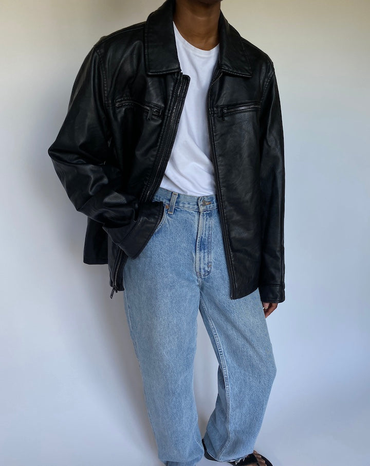 VINTAGE BLACK LEATHER JACKET 3521