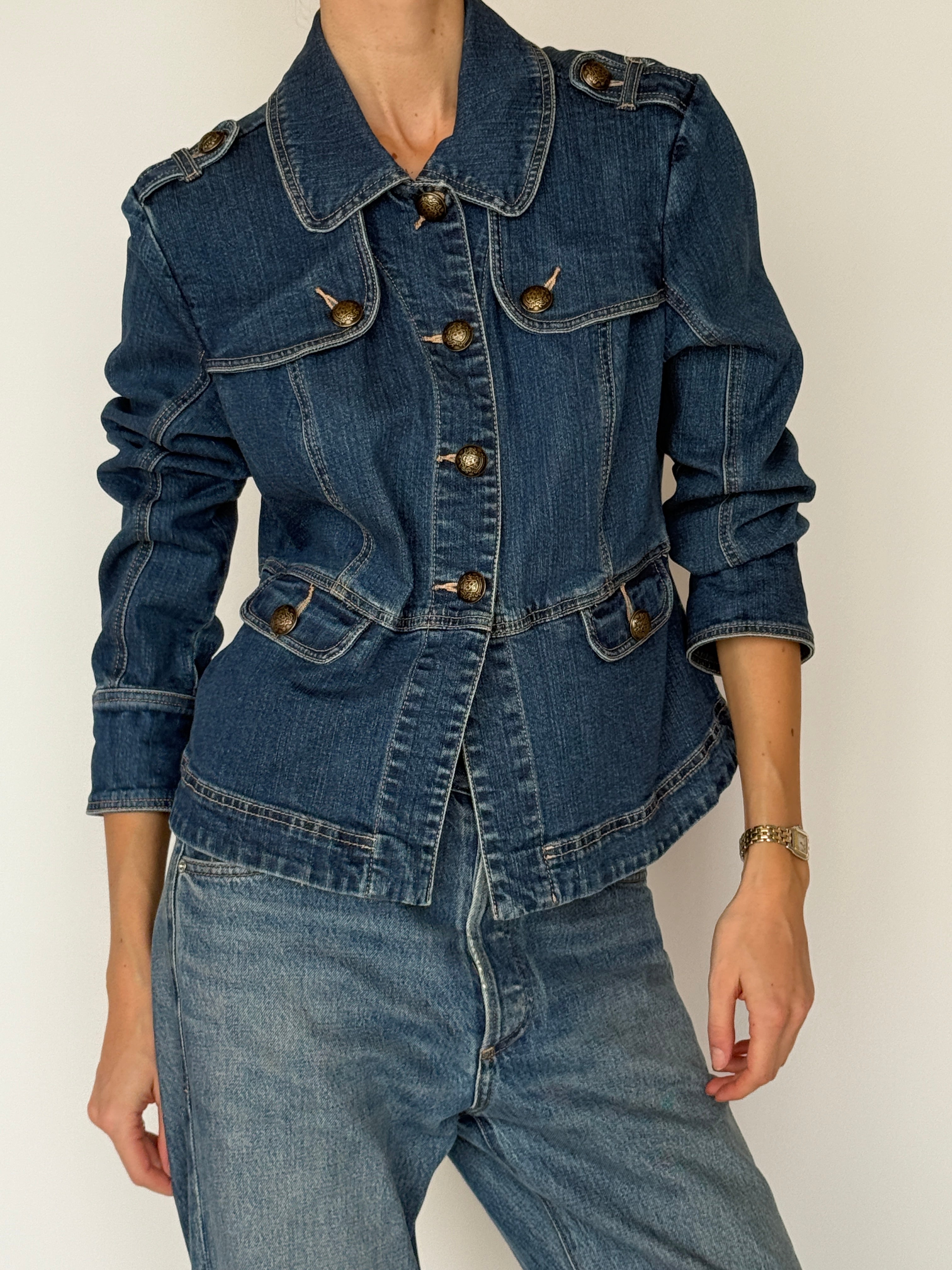 Vintage denim jacket blue front view