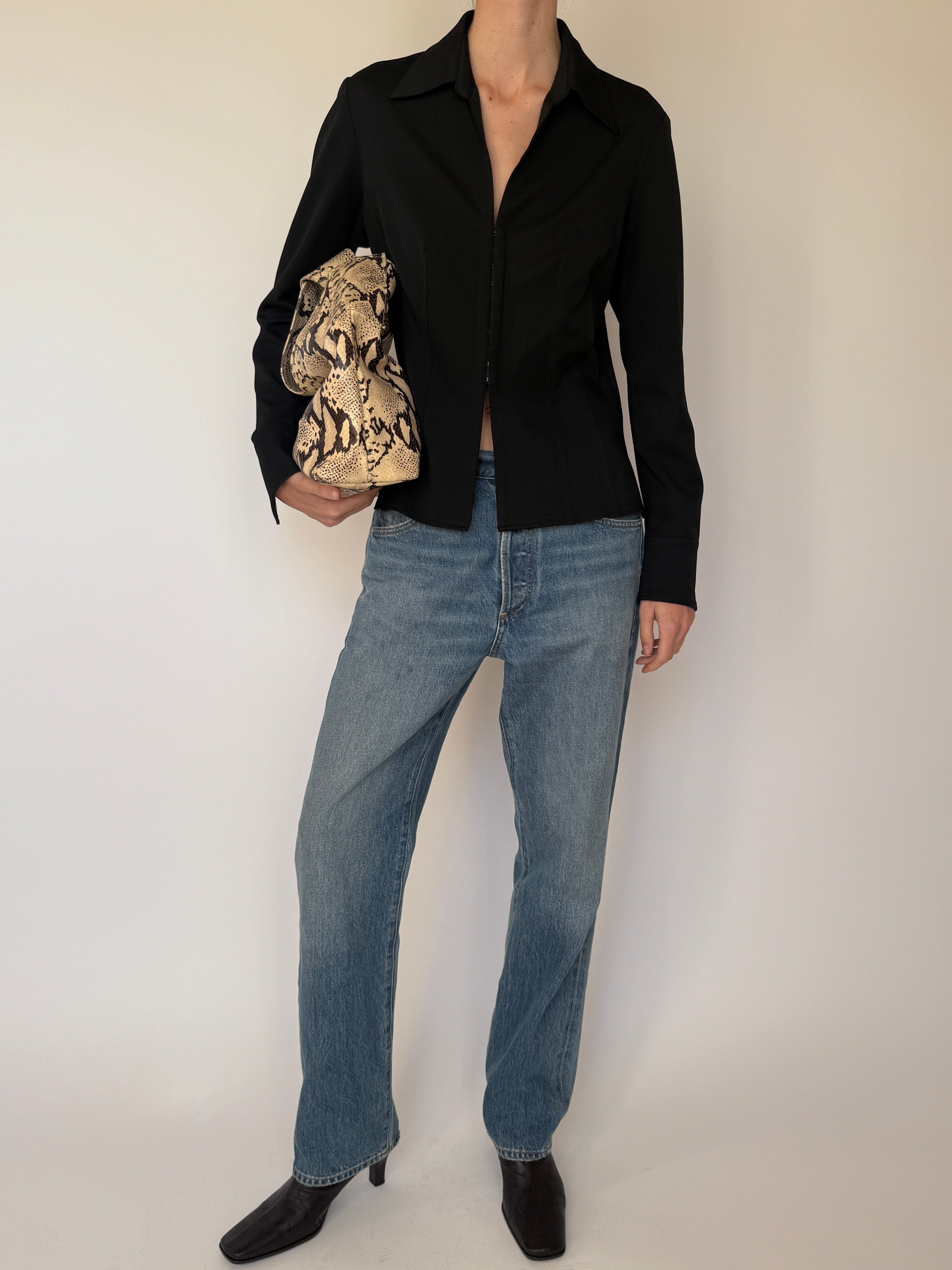 Vintage Fitted Button-Up Top Black 7011