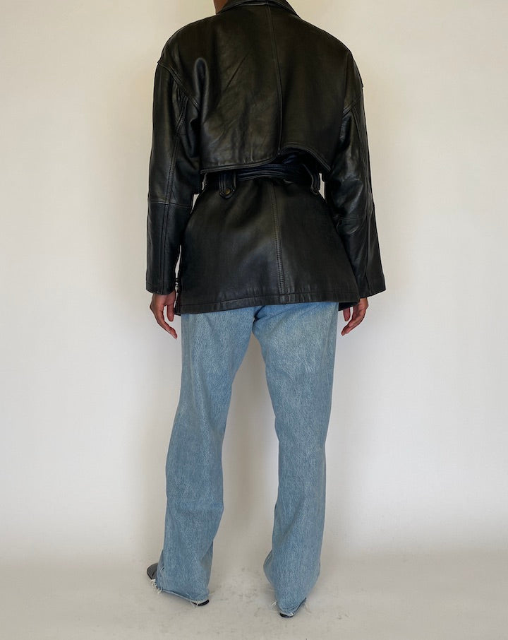 VINTAGE BLACK SHORT LEATHER TRENCH 4501