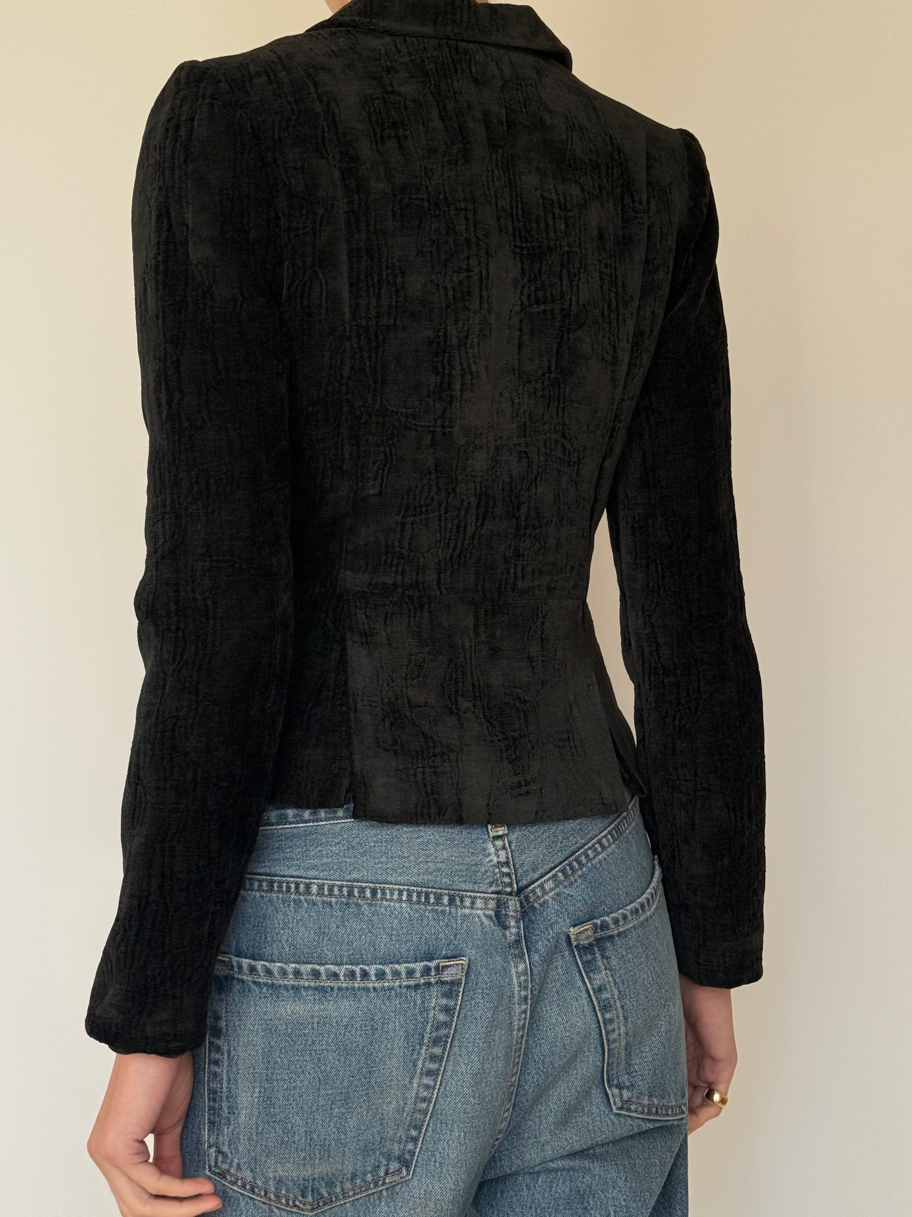 Vintage black velvet fitted blazer back view