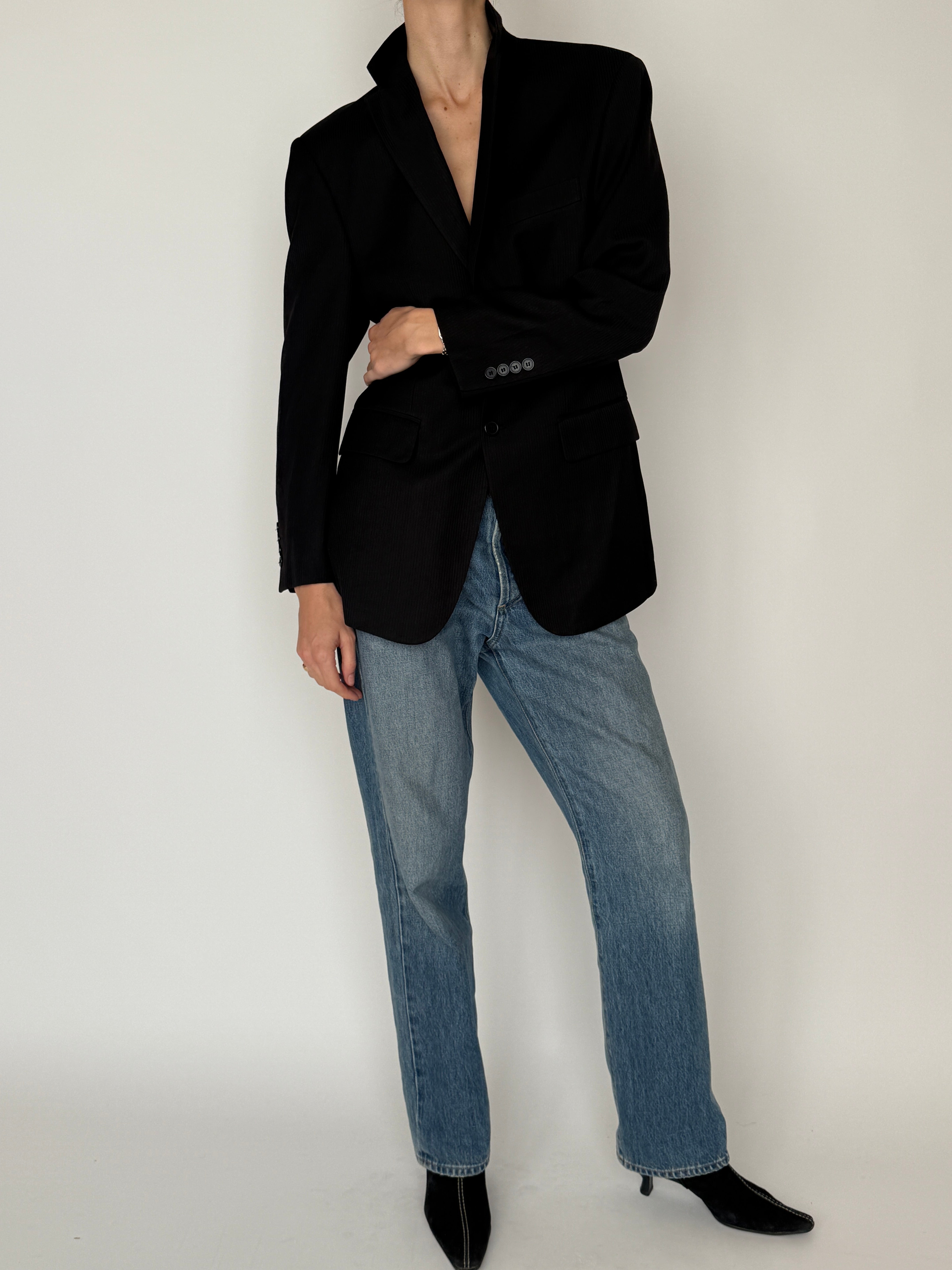 Vintage black structured blazer front view