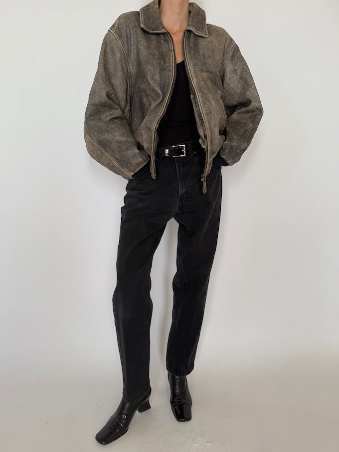 SVC, shopvintagecollection, vintagefashion, leatherjacket, vintageleatherjacket, oversized, susytainablefashion, fashiontrends