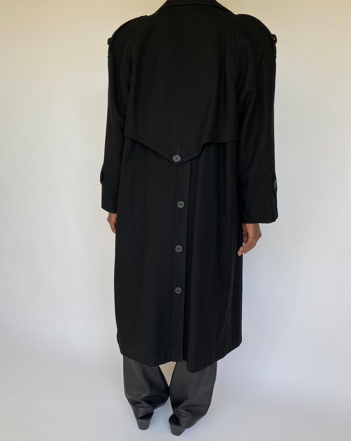 VINTAGE BLACK COAT 1169