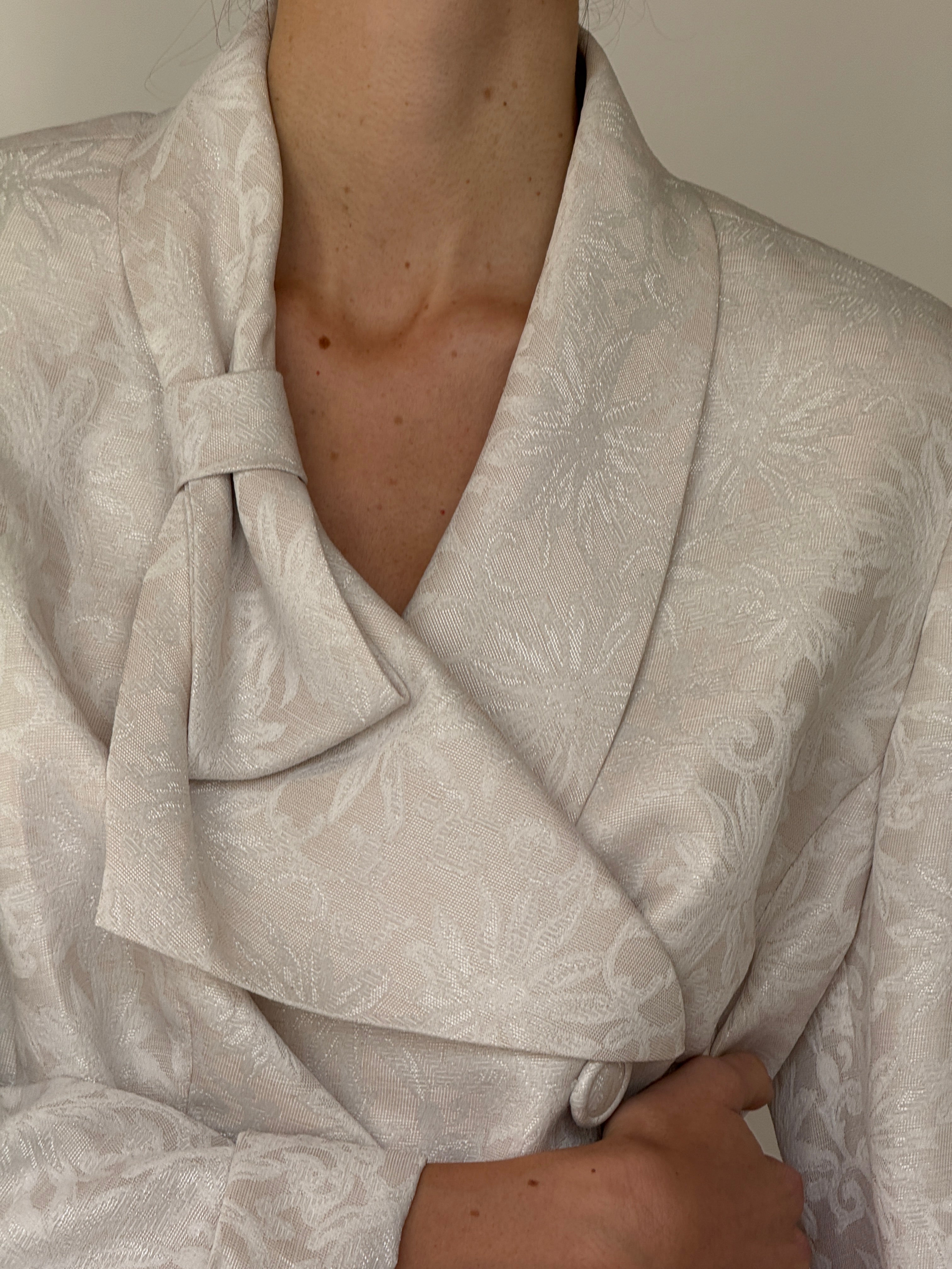 Vintage Ivory Jacquard Wrap Blazer 7023
