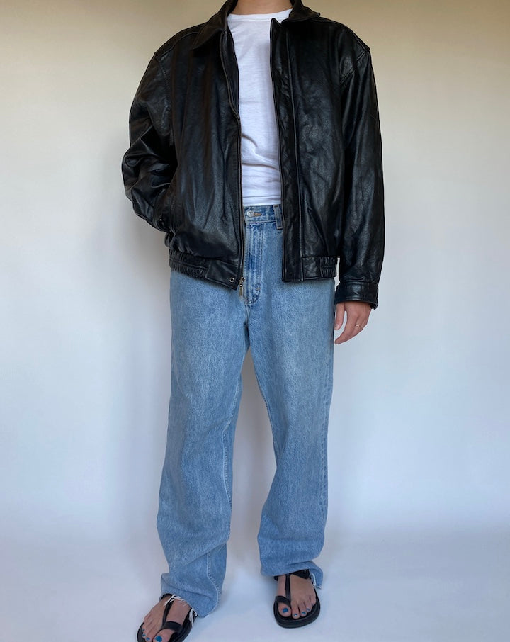 VINTAGE BLACK LEATHER JACKET 3077