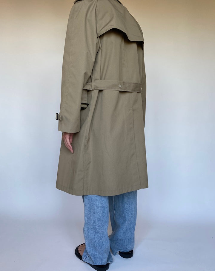 VINTAGE LONG BEIGE TRENCH COAT 3080