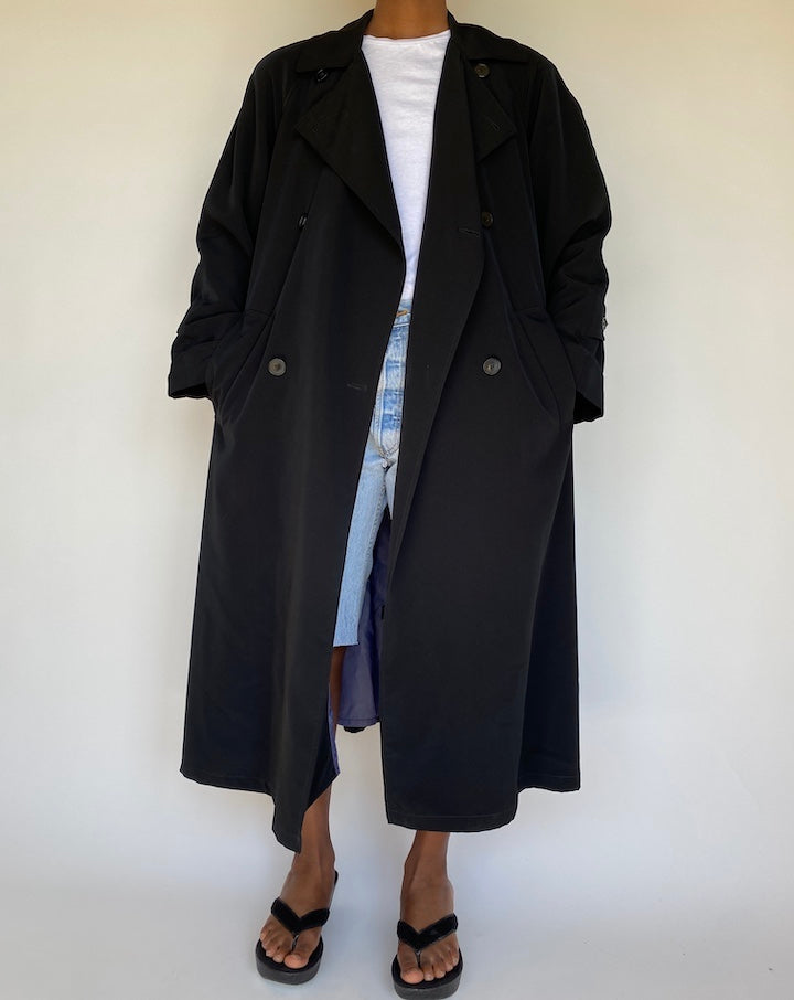 VINTAGE BLACK TRENCH COAT 1182