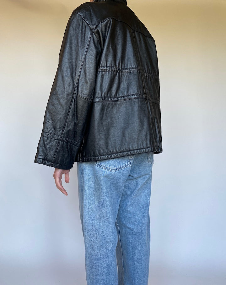 VINTAGE BLACK LEATHER JACKET 3102