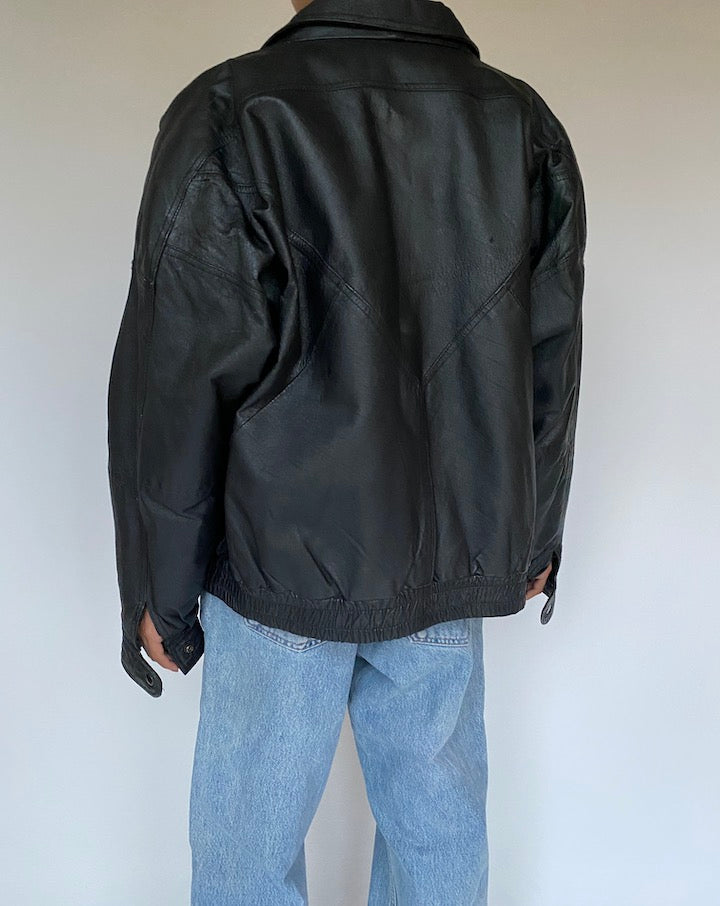 VINTAGE BLACK LEATHER JACKET 2594