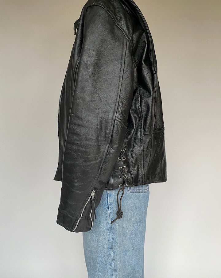 VINTAGE BLACK LEATHER JACKET 2597