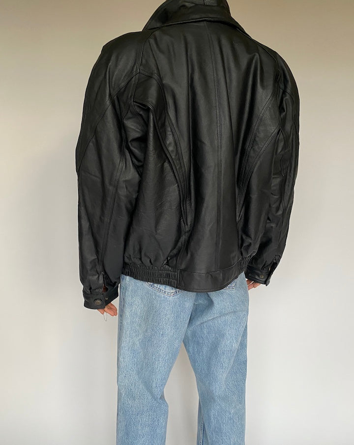VINTAGE BLACK OVERSIZED LEATHER JACKET 2599