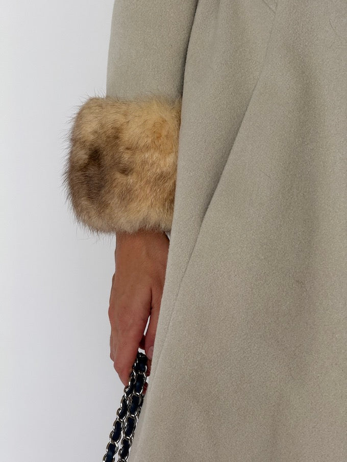 Vintage Wool Coat with Fur Collar & Cuffs 6482