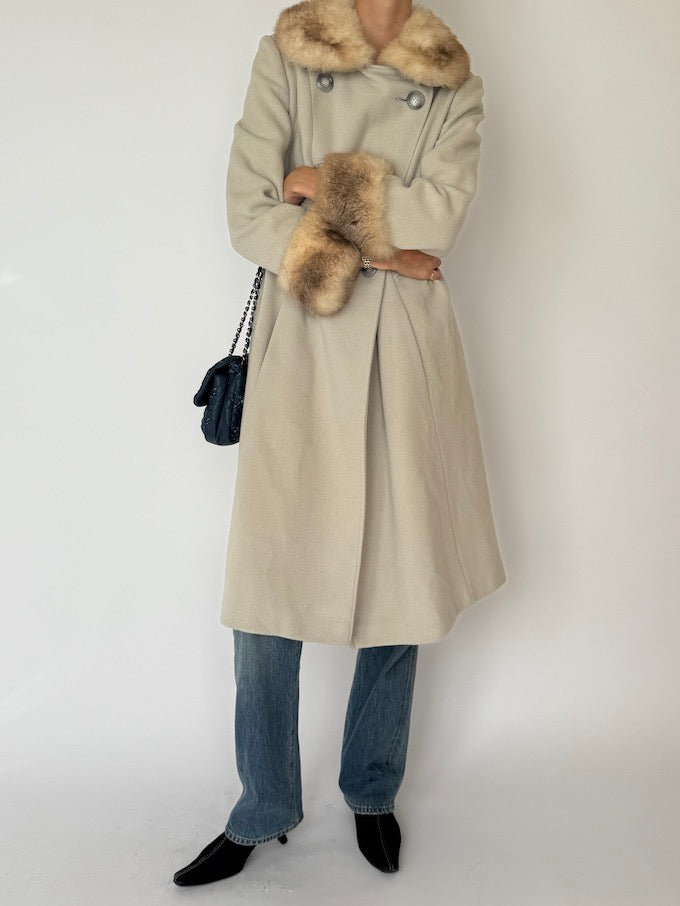 Vintage Wool Coat with Fur Collar & Cuffs 6482