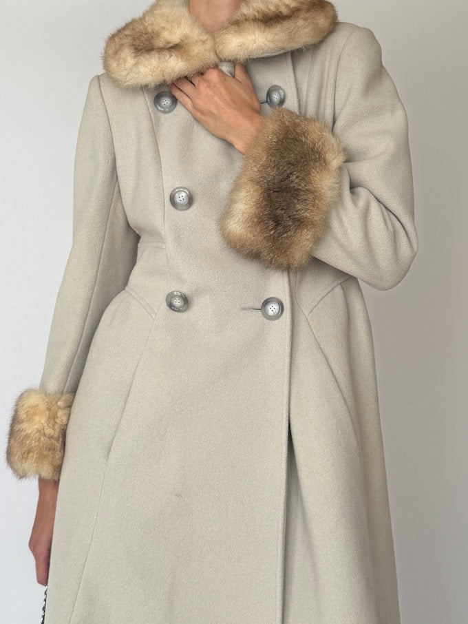 Vintage Wool Coat with Fur Collar & Cuffs 6482