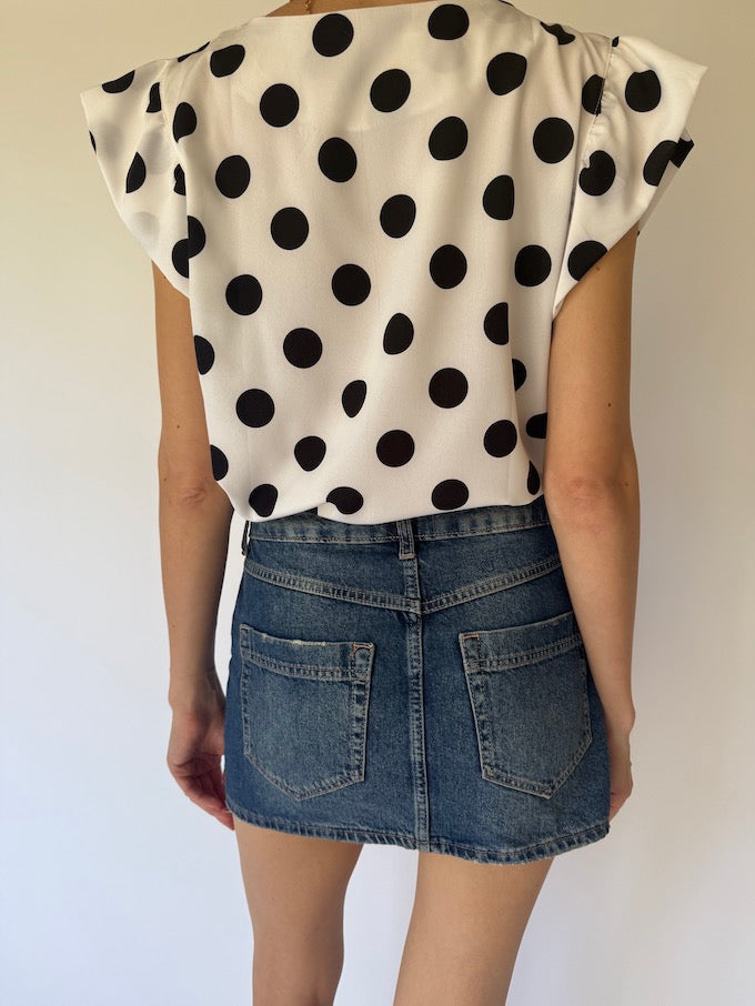 Vintage sleeveless blouse with bold polka-dot print 6166
