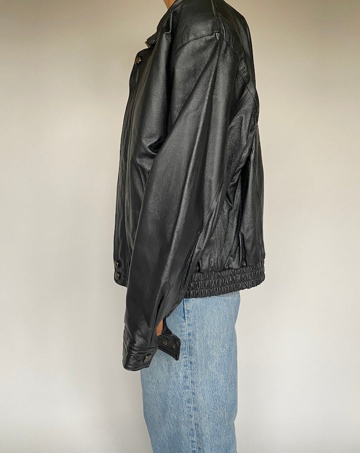 VINTAGE OVERSIZED BLACK LEATHER JACKET 2611