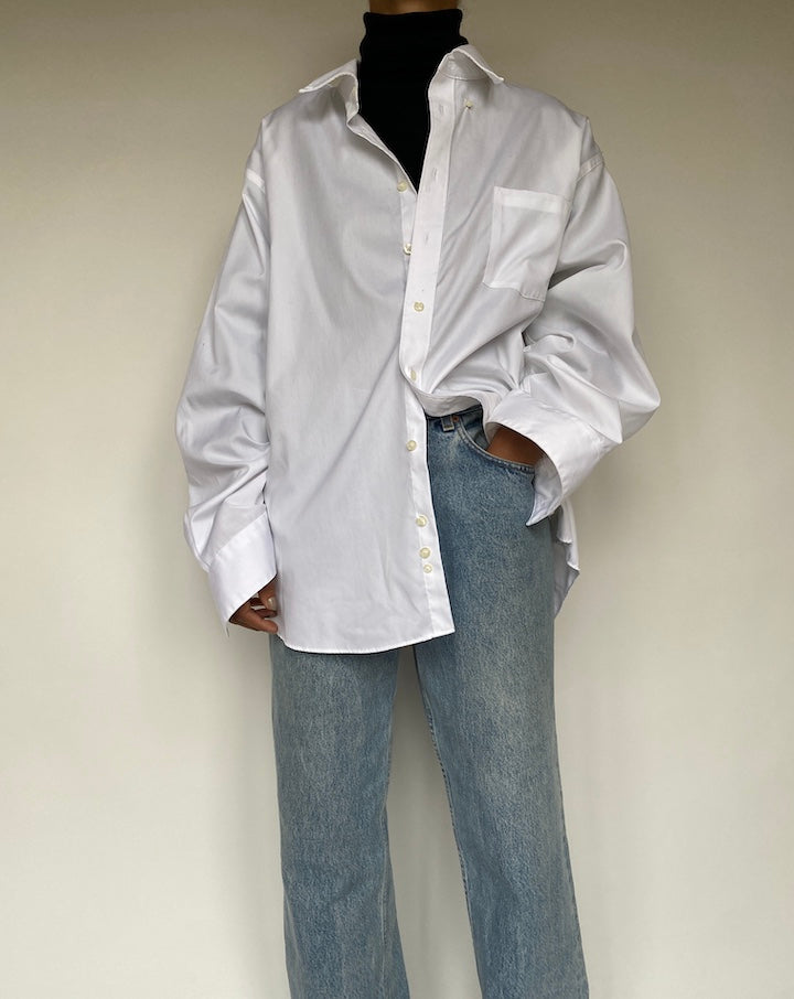 VINTAGE WHITE BUTTON DOWN SHIRT 1910