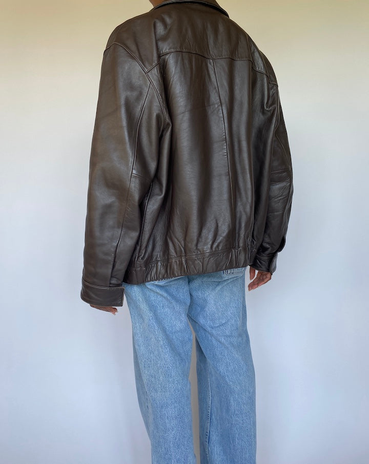VINTAGE OVERSIZED DARK BROWN LEATHER JACKET 3587