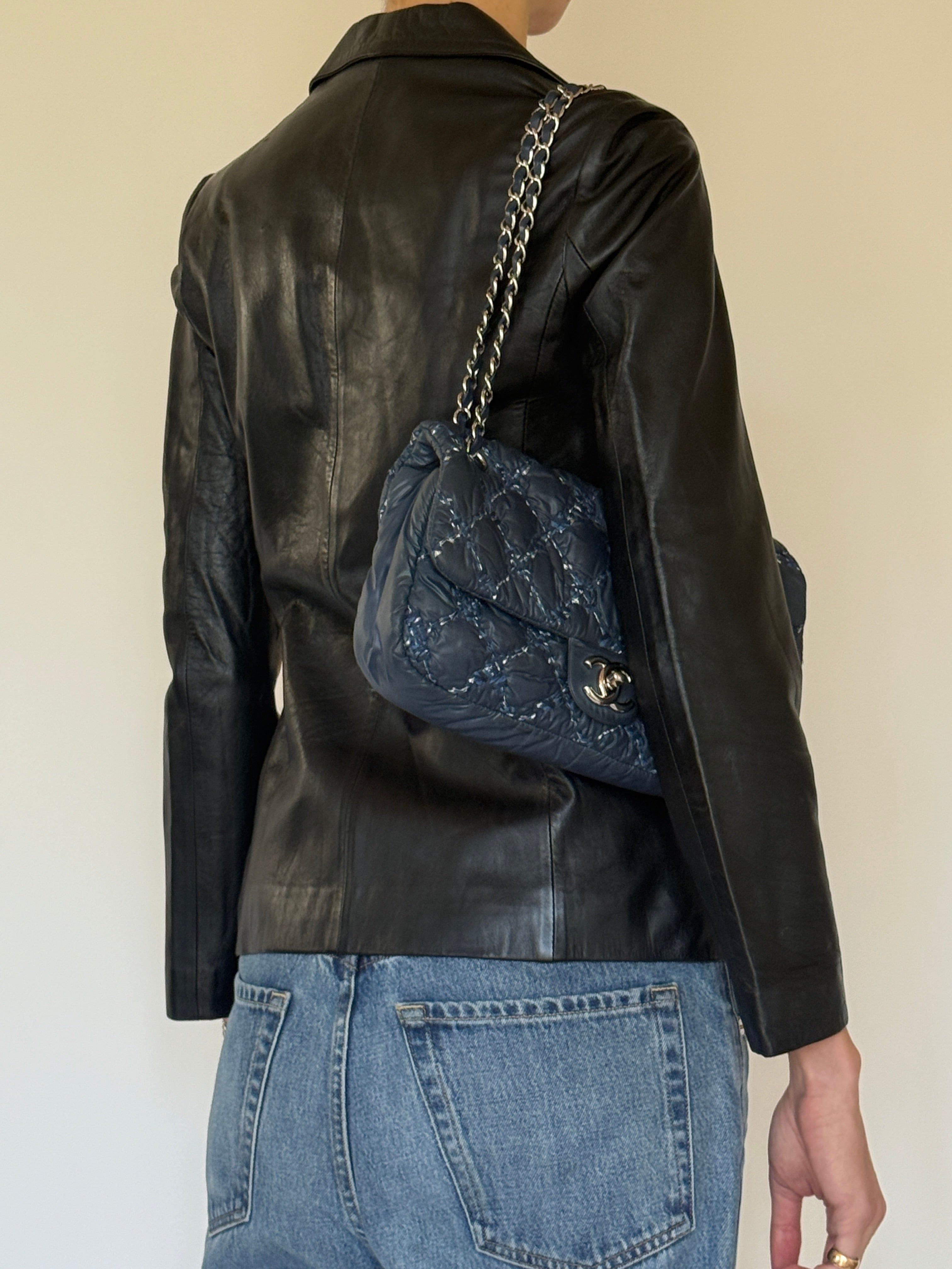 Vintage black leather blazer back view structured fit