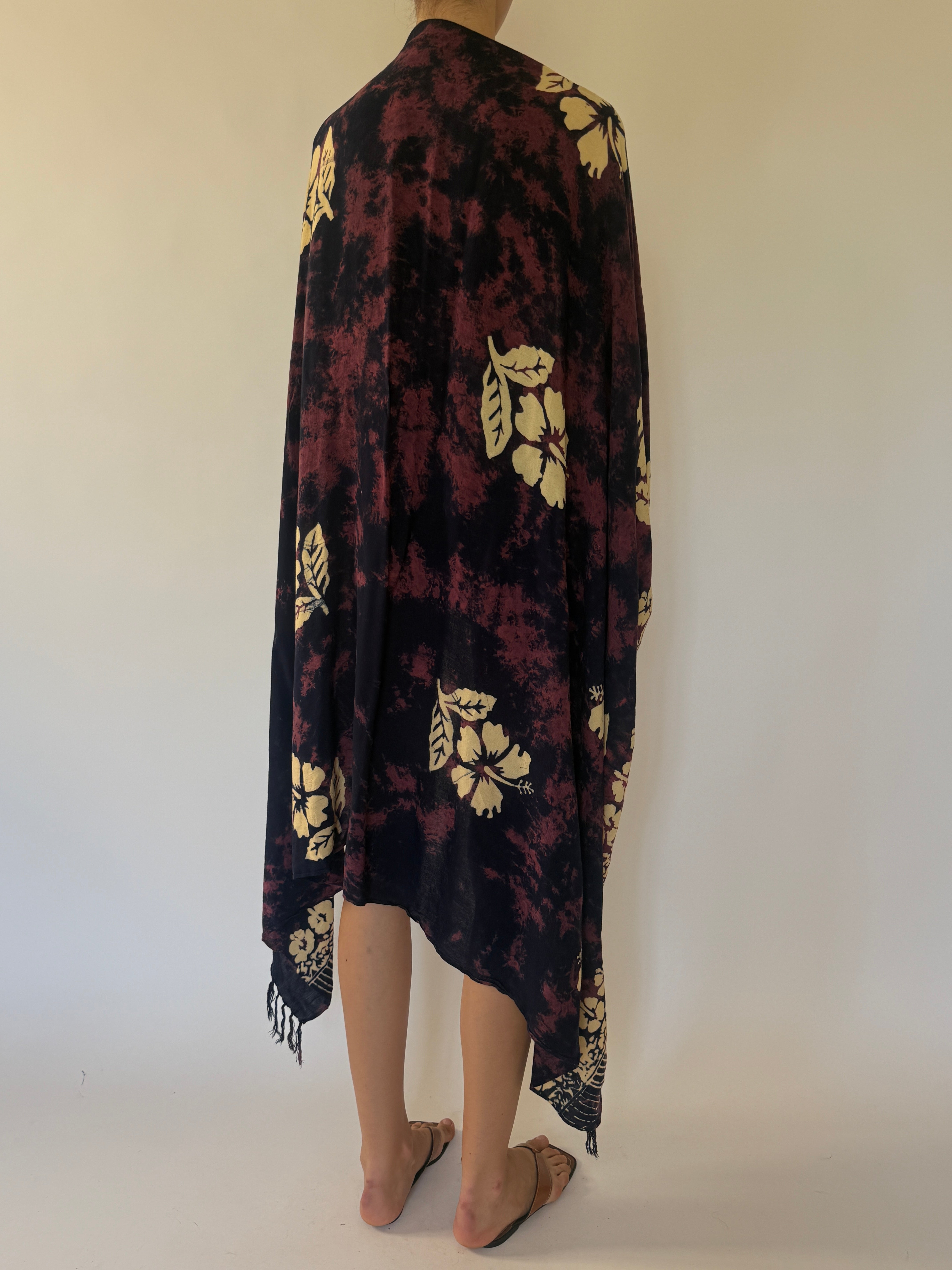 Vintage tropical pareo back view