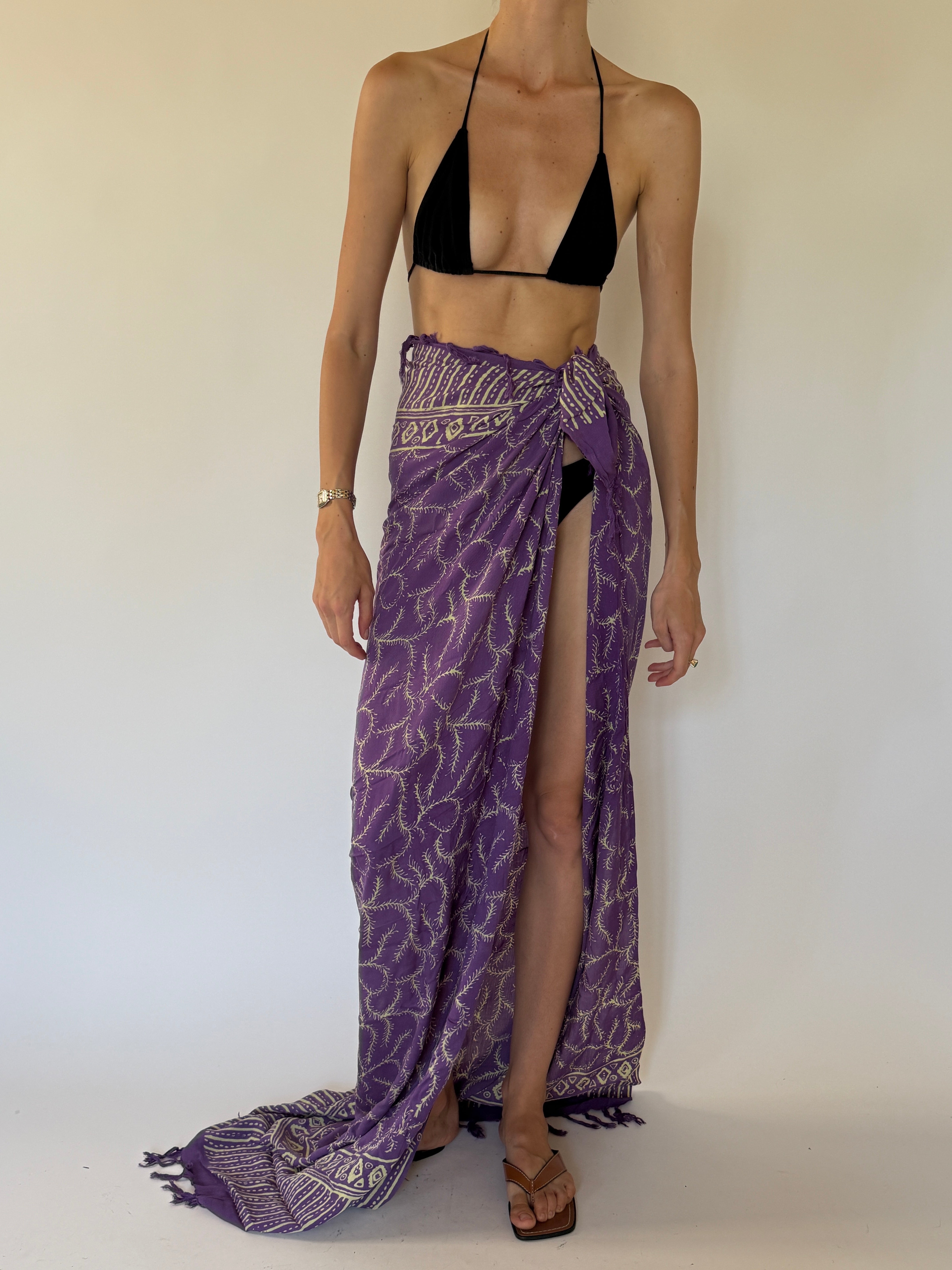 Vintage lavender pareo front view