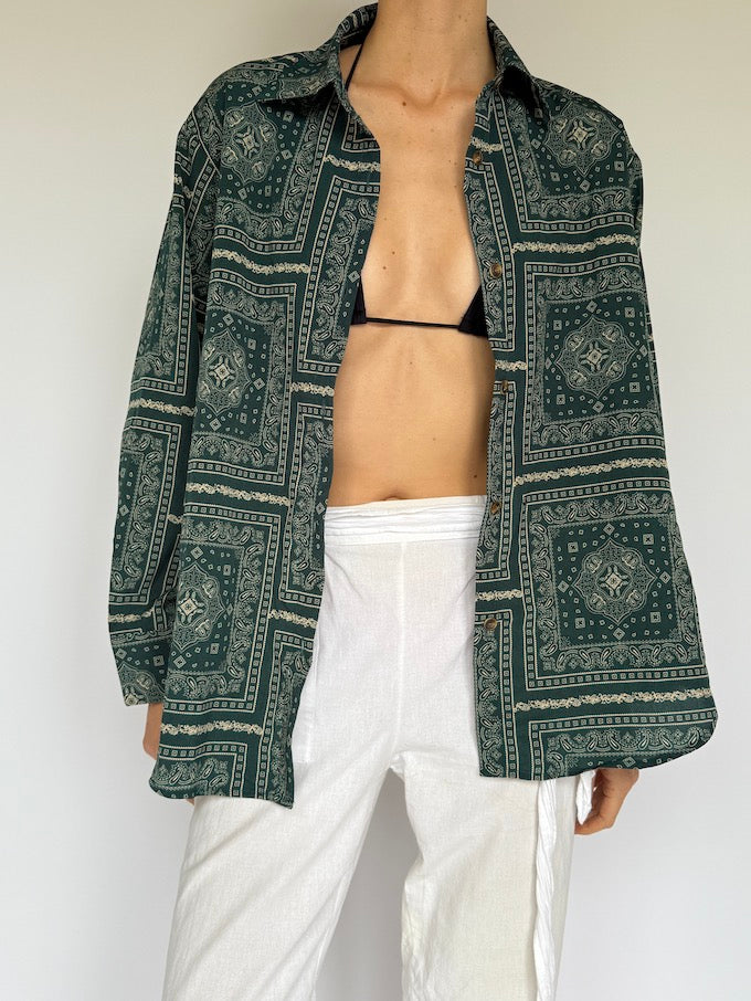 Vintage bandana-inspired paisley print blouse green 5902