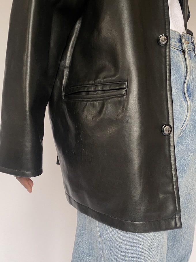 Vintage black faux leather jacket 4870