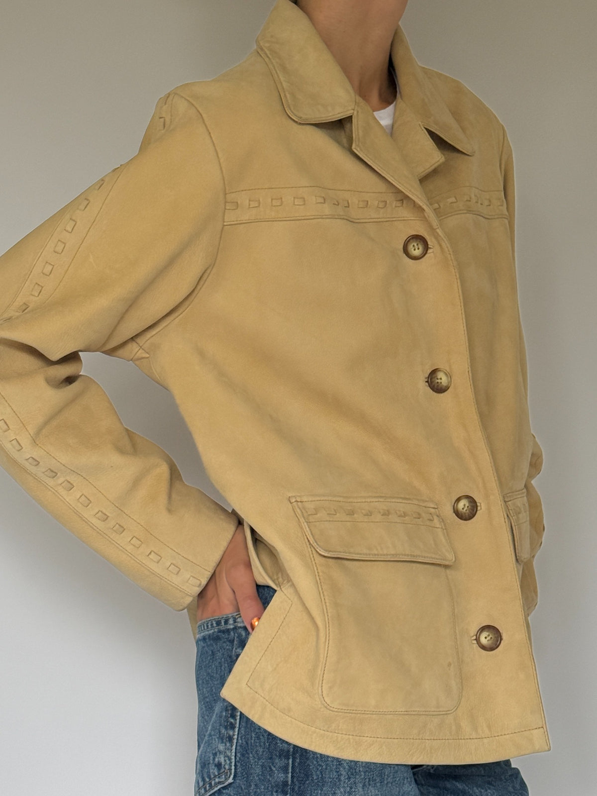 Vintage western-inspired leather jacket tan front view