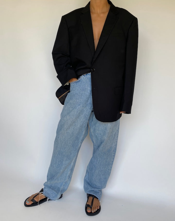VINTAGE BLACK OVERSIZED BLAZER 3157