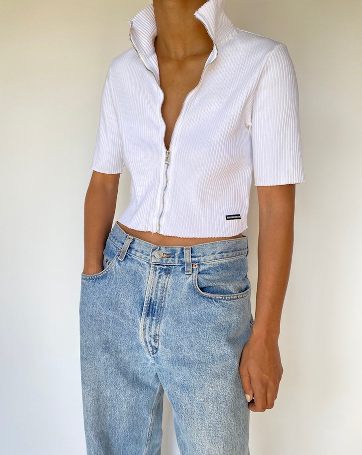 VINTAGE WHITE CALVIN KLEIN TOP 3159