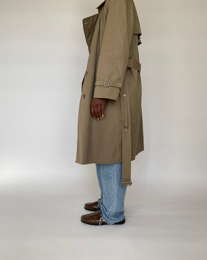 VINTAGE OVERSIZED BEIGE TRENCH COAT 1965