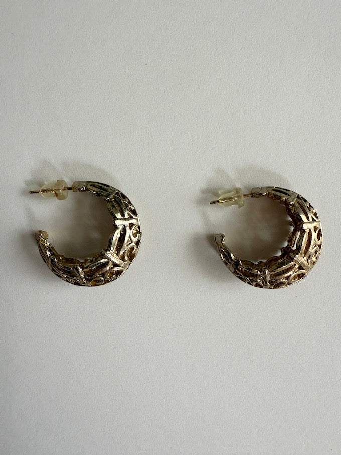 Vintage textured gold hoops