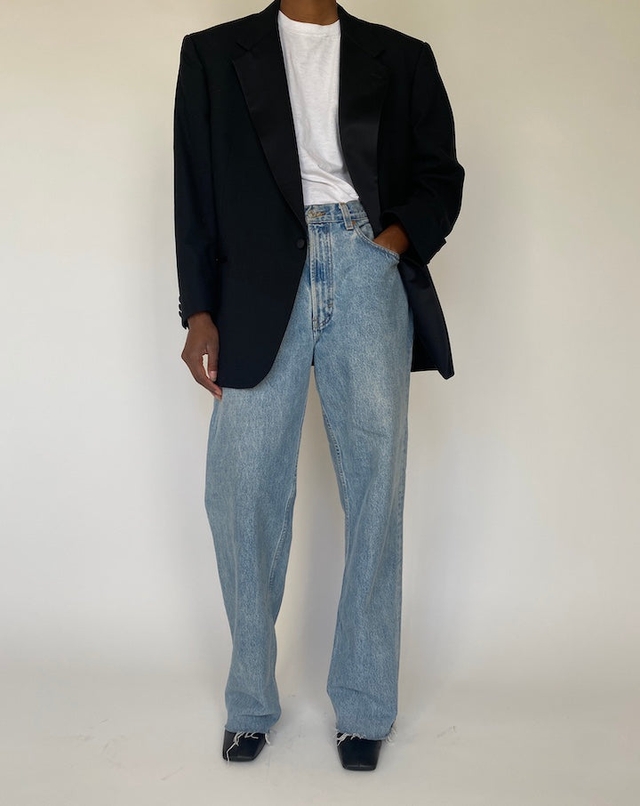 VINTAGE BLACK BLAZER 4095