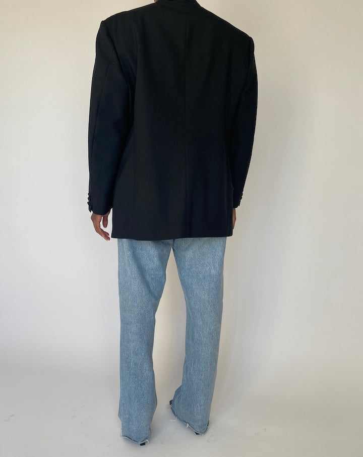 VINTAGE BLACK BLAZER 4095