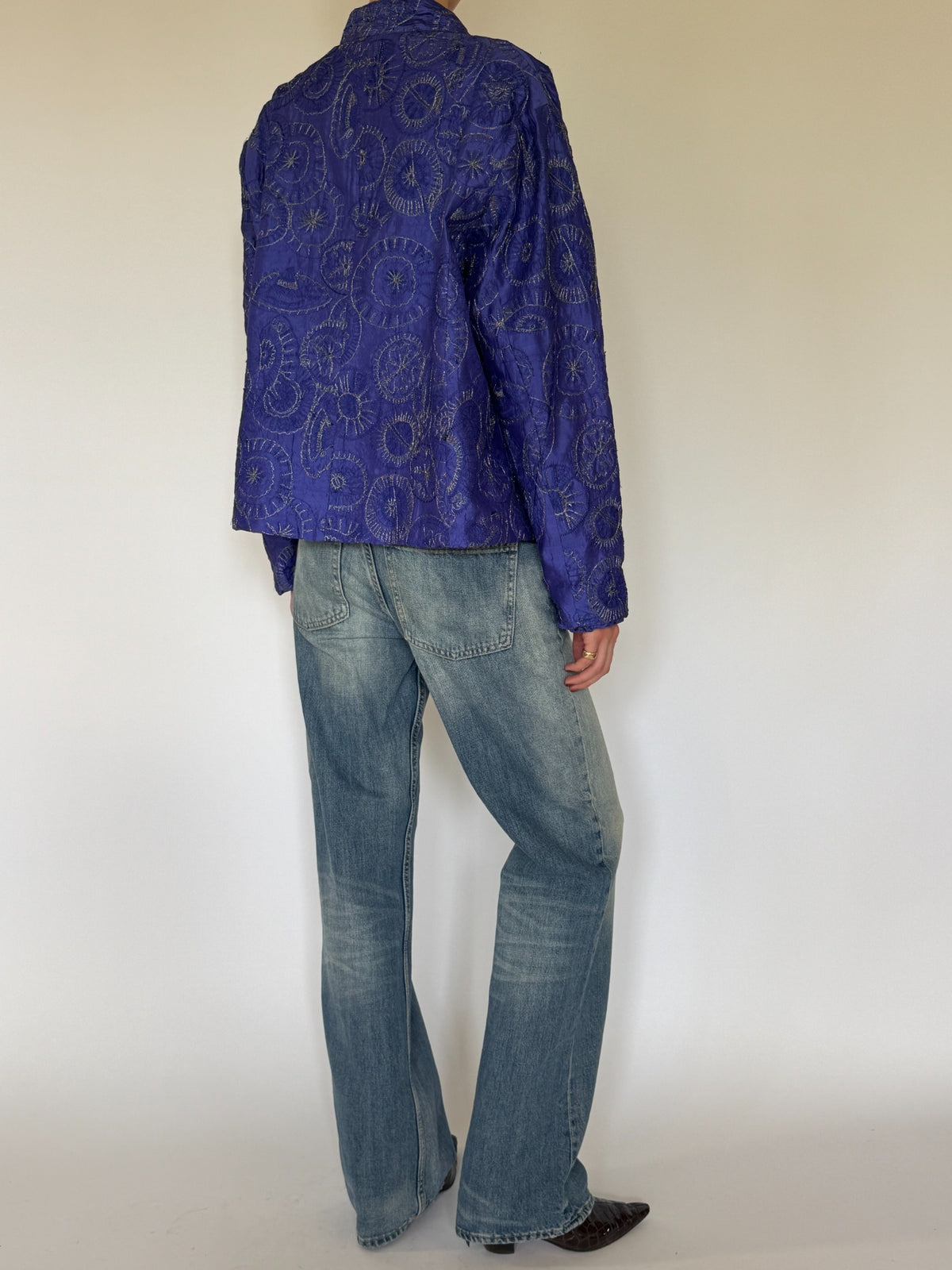 Vintage purple silk embroidered jacket side detail