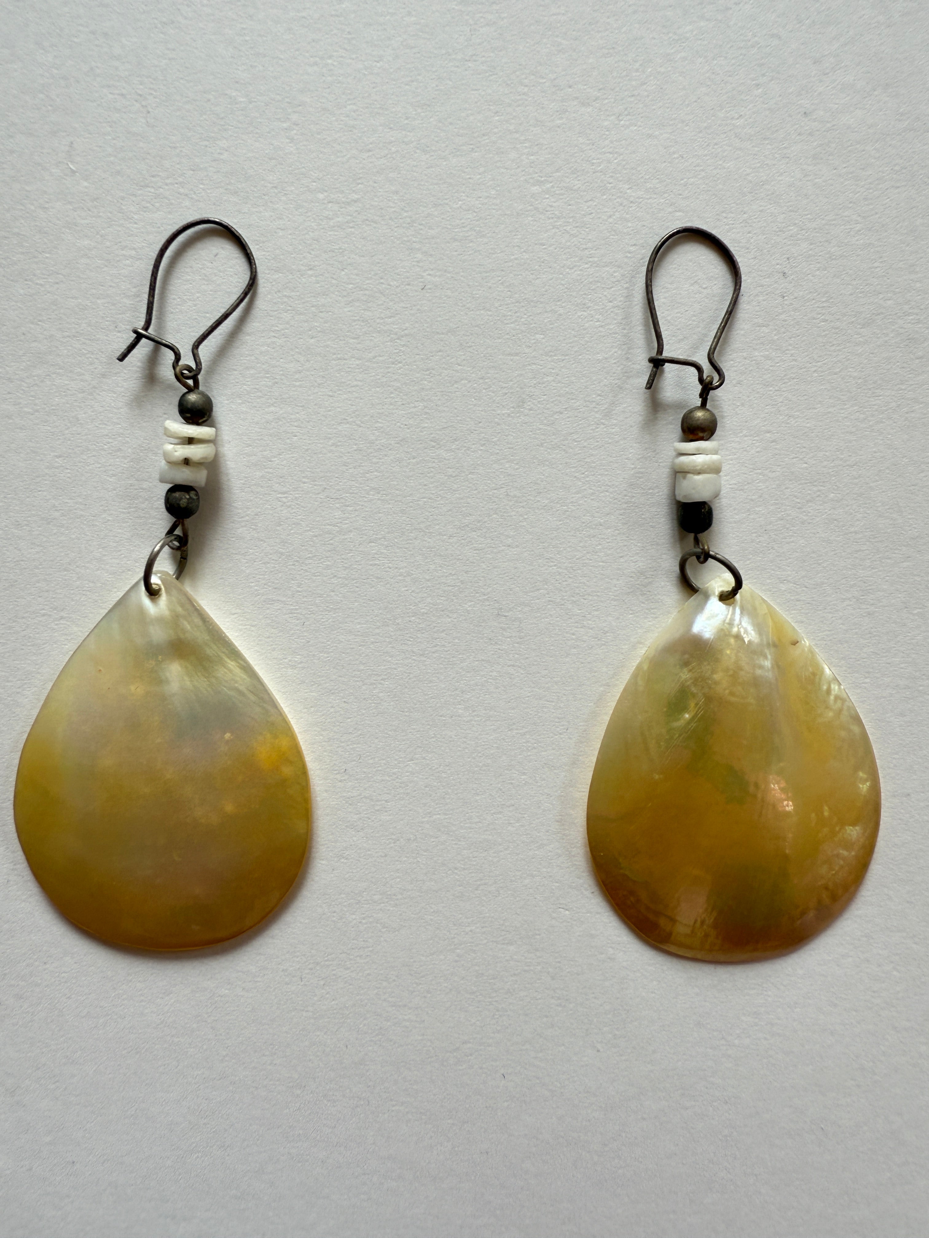 VINTAGE SHELL DROP EARRINGS