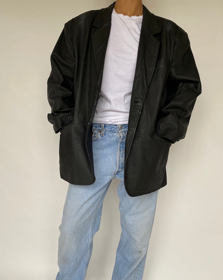VINTAGE OVERSIZED BLACK LEATHER JACKET 794
