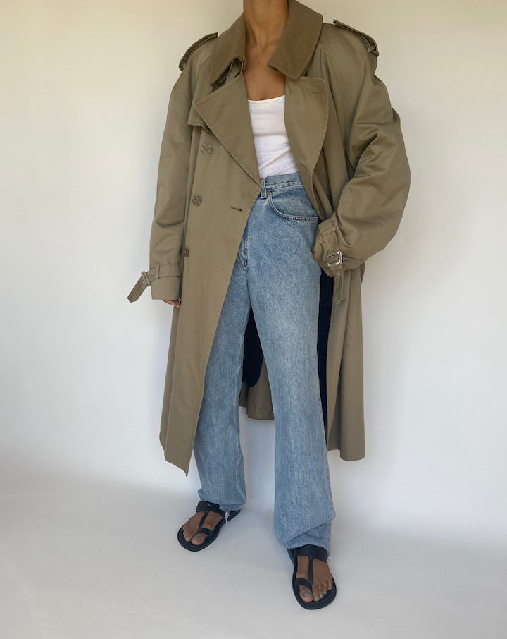 VINTAGE OVERSIZED BEIGE TRENCH COAT 3183