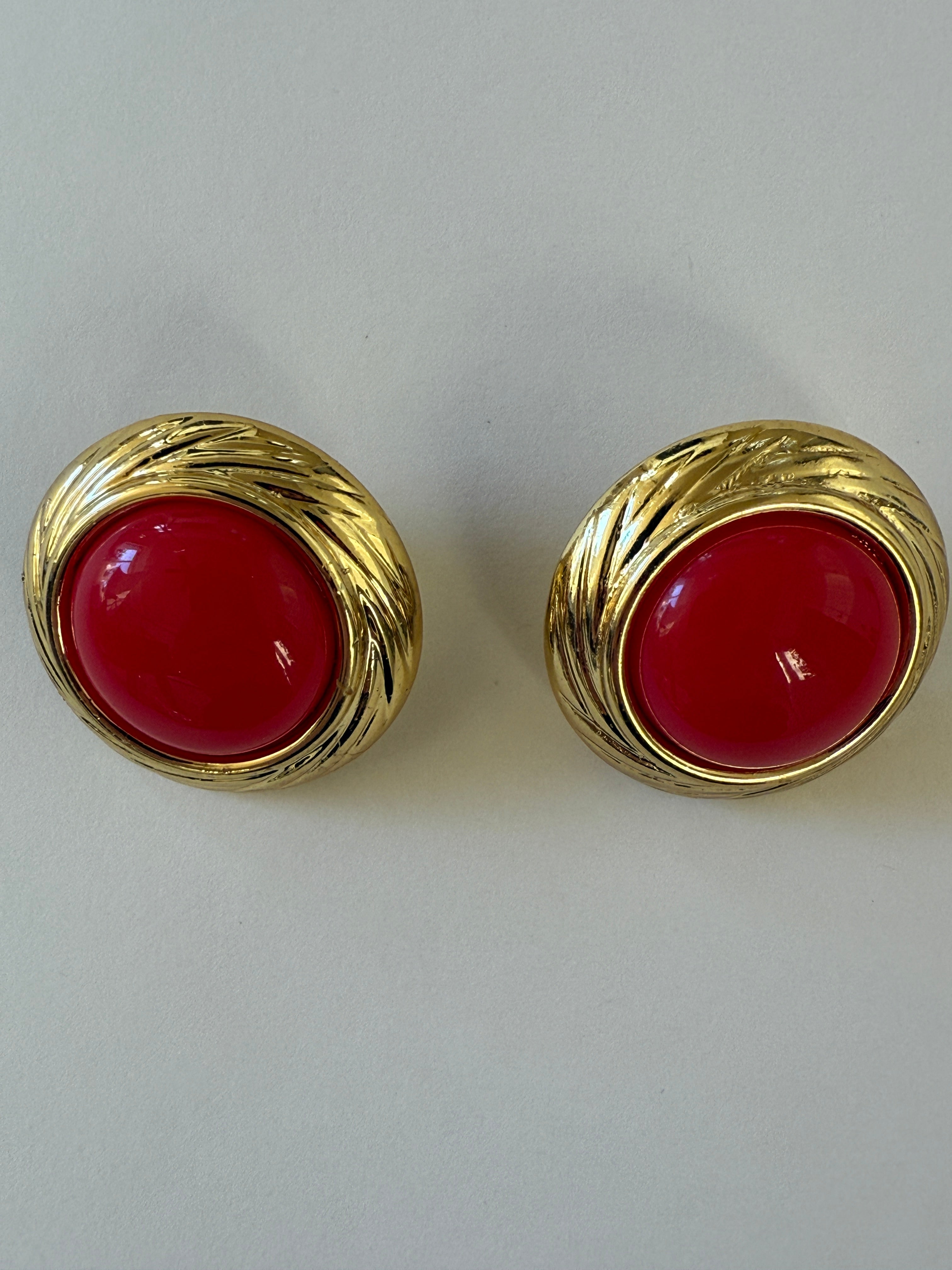 Vintage Cabochon Clip-On Earrings Red