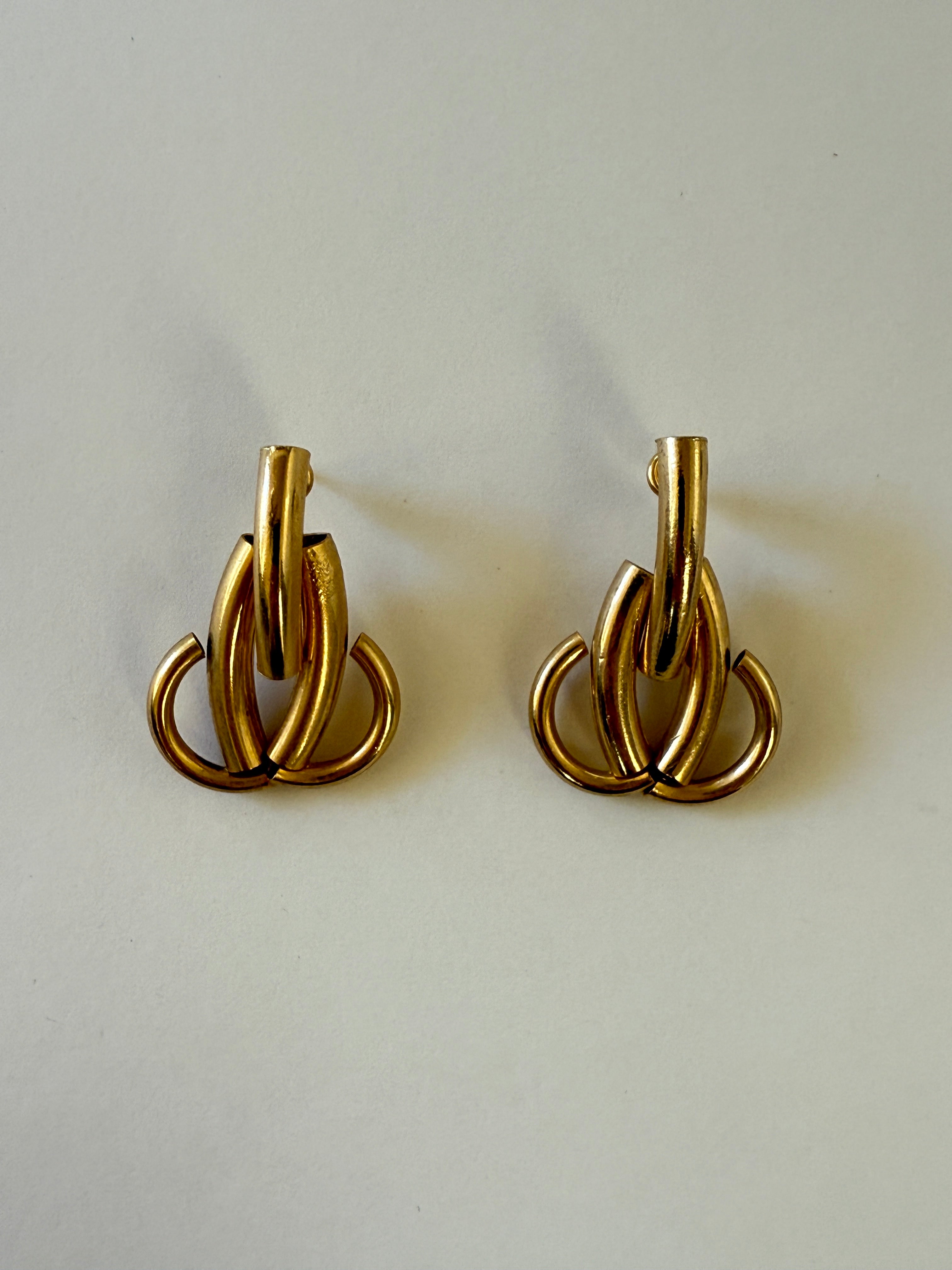 Vintage Gold Interlocking Hoop Earrings