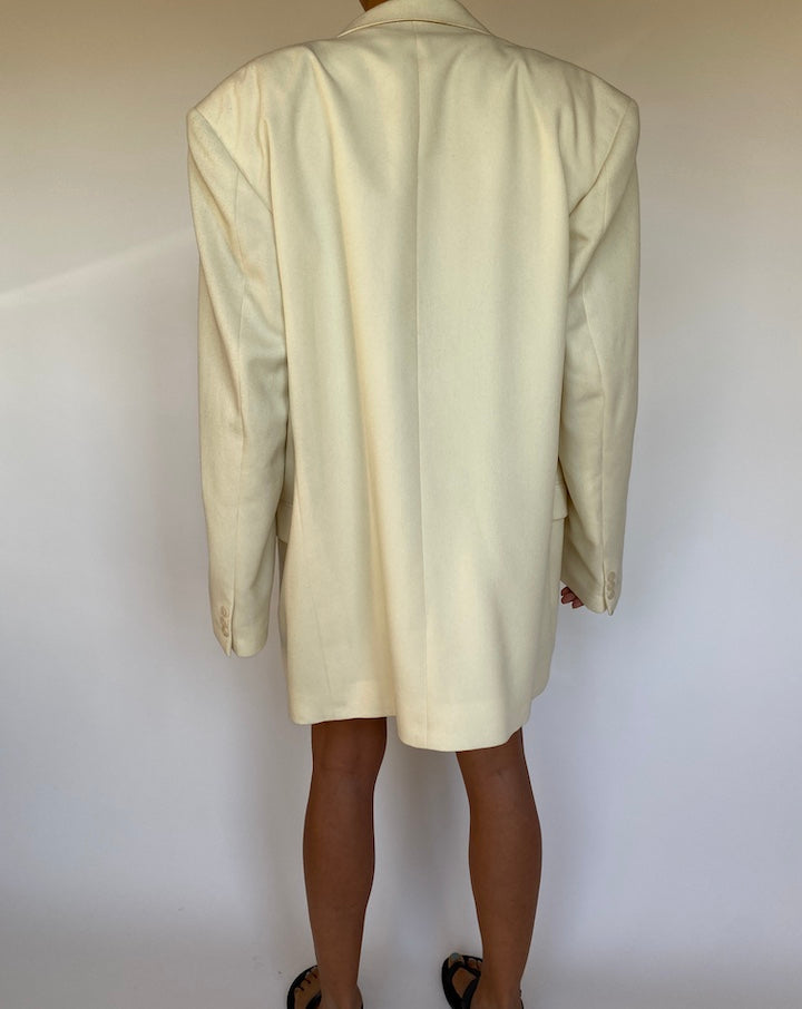 VINTAGE OVERSIZED CREAM BLAZER 2674