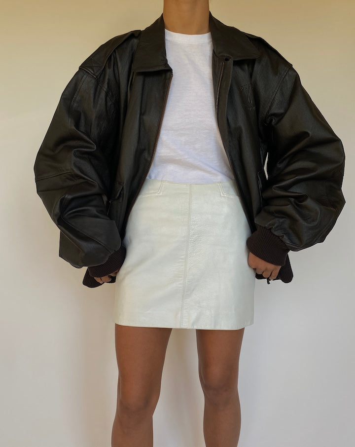 VINTAGE OVERSIZED DARK BROWN LEATHER JACKET 2675