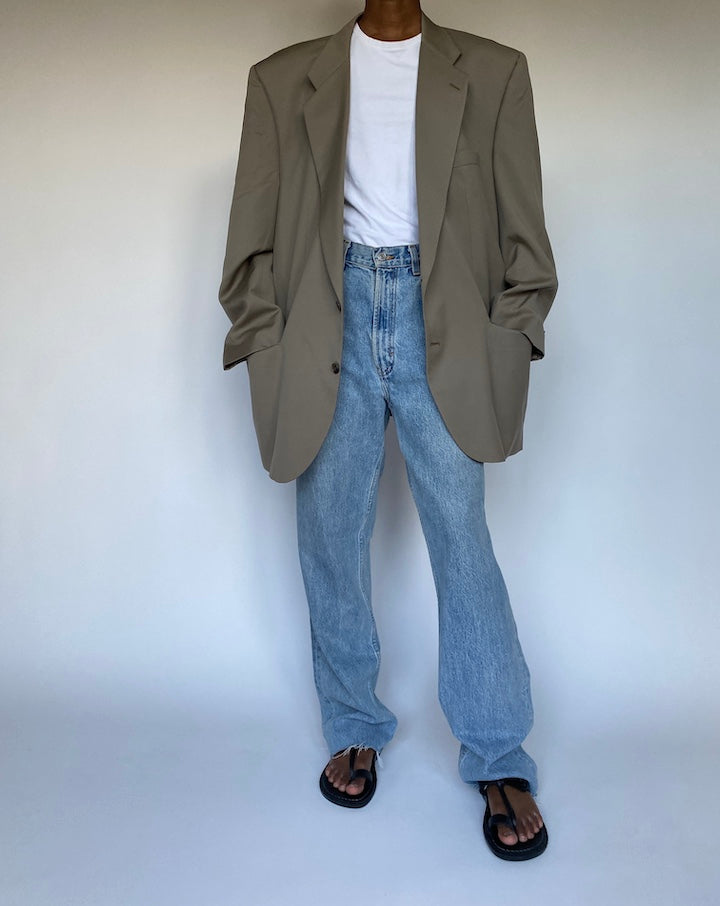 VINTAGE OVERSIZED BEIGE BLAZER 3611