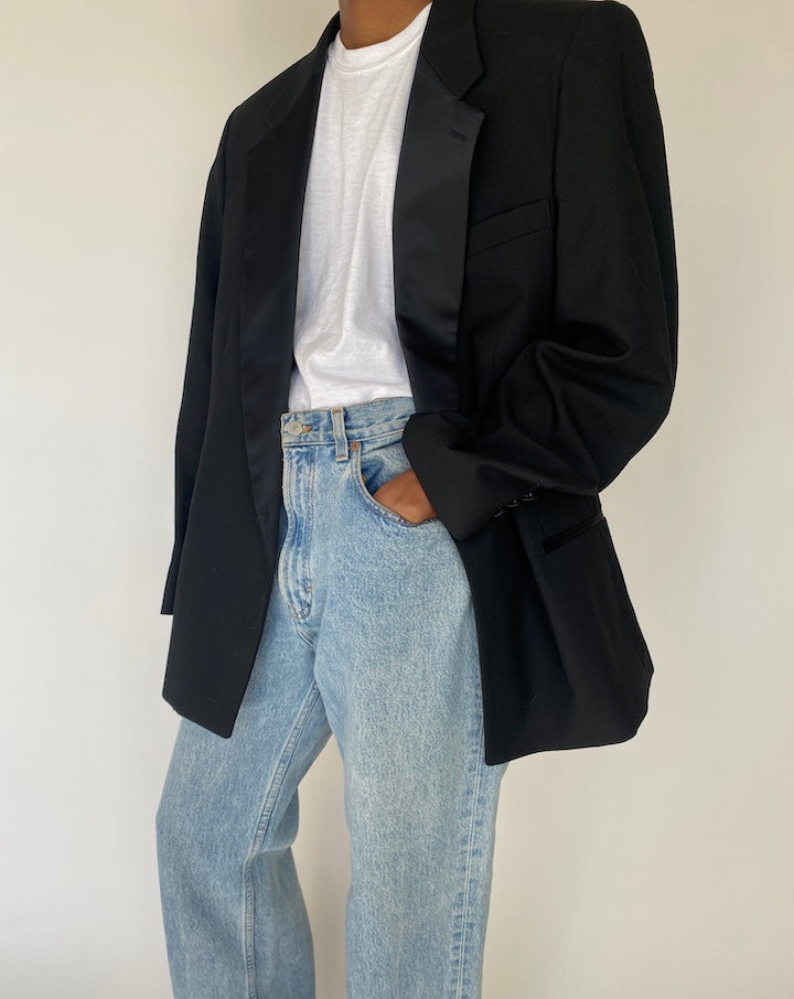VINTAGE BLACK BLAZER 4123