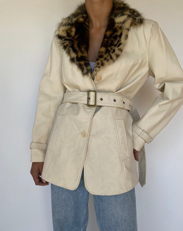 VINTAGE IVORY LEATHER TRENCH 3204