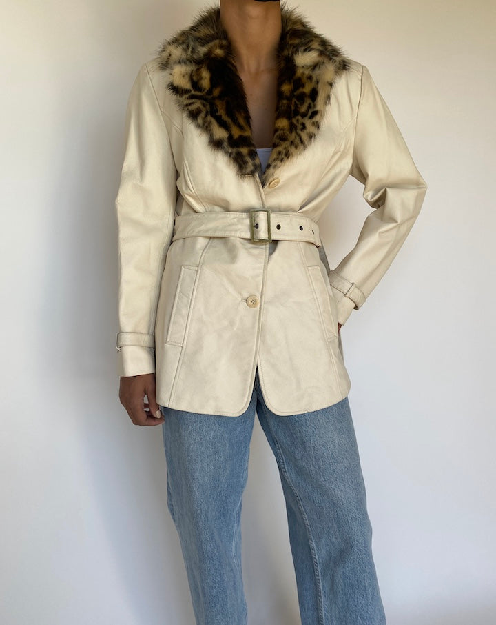VINTAGE IVORY LEATHER TRENCH 3204