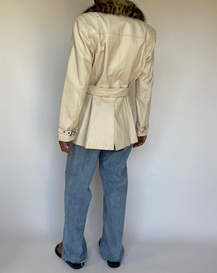 VINTAGE IVORY LEATHER TRENCH 3204