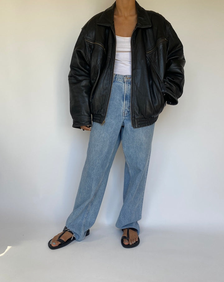 VINTAGE BLACK LEATHER JACKET 3209